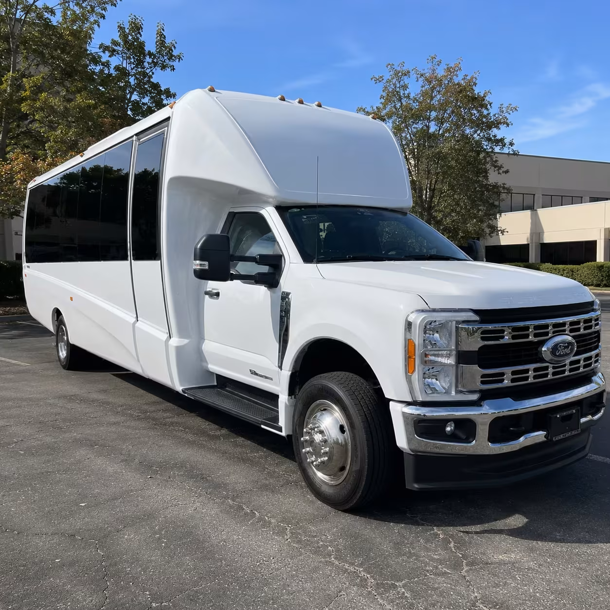 north las vegas 15 passenger minibus rental