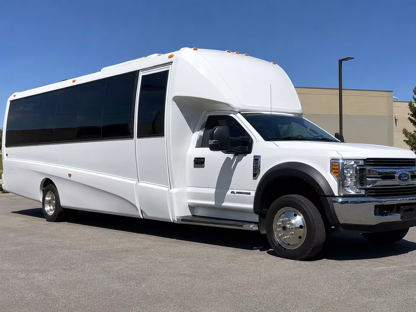 rehearsal dinner minibus rentals in north las vegas